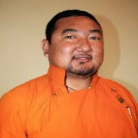 Sonam . Lama